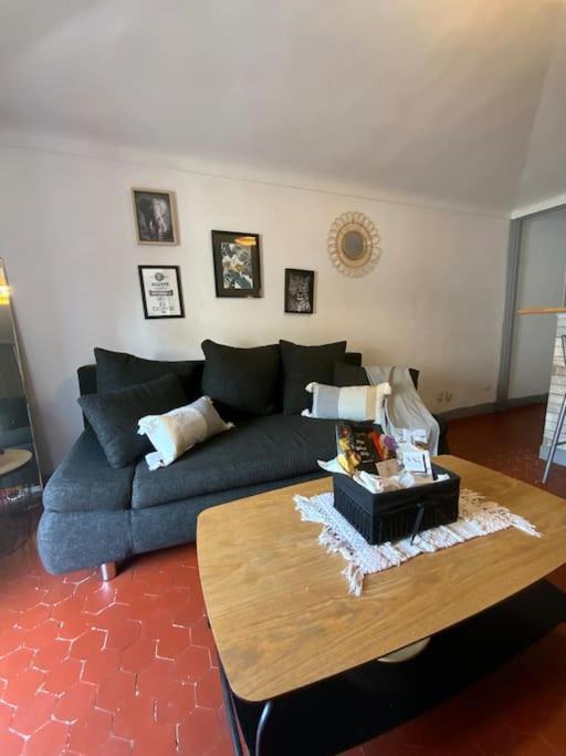 Appartement Typique Nicois En Plein Centre Ville Ница Екстериор снимка